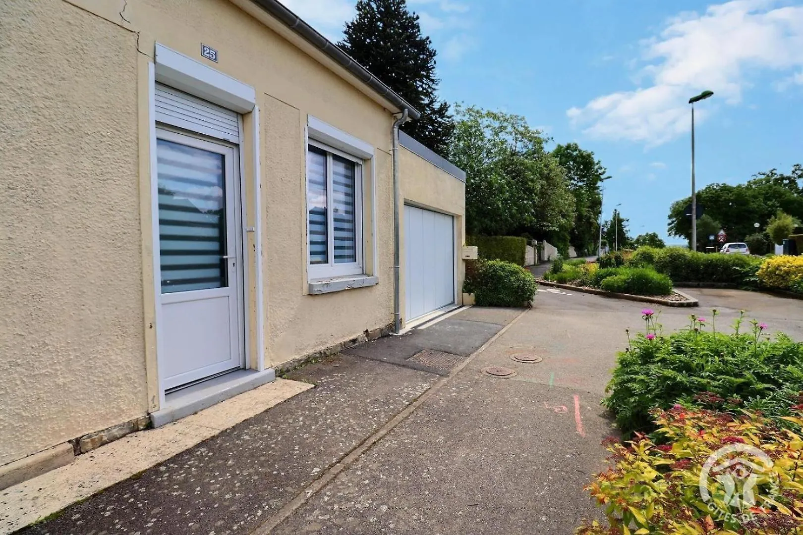 Holiday home La Baleine Villa Liffre France